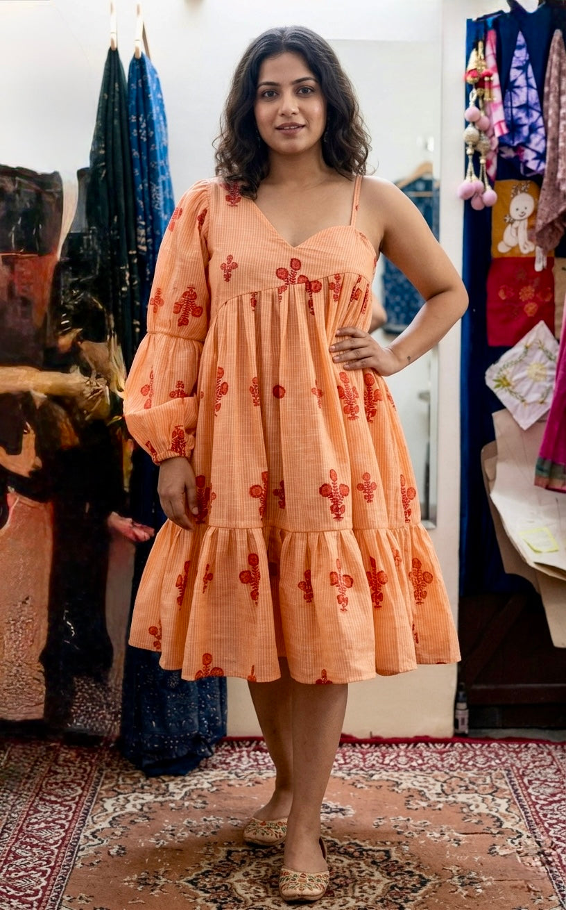 SHORT DRESS